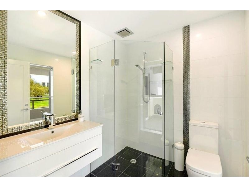 18 Viking Court, Paradise Waters QLD 4217