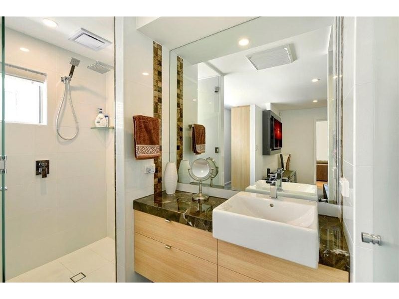 18 Viking Court, Paradise Waters QLD 4217