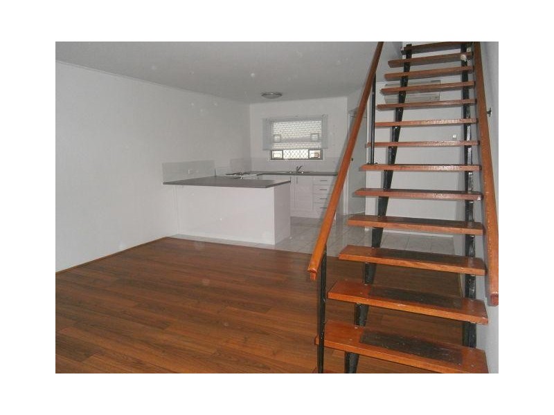 2/17 Watson Esplanade, Surfers Paradise QLD 4217