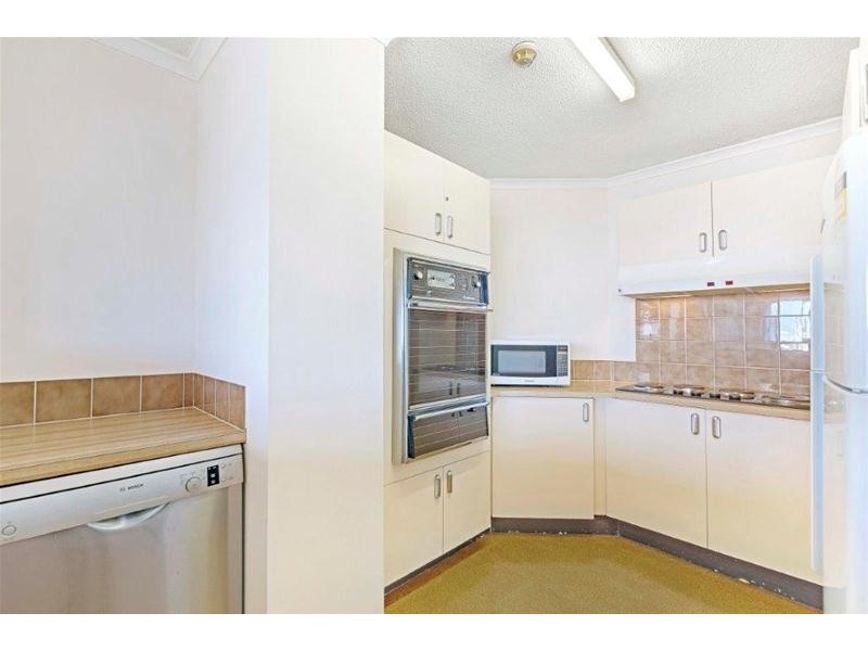 7D/10 Marine Parade, Southport QLD 4215