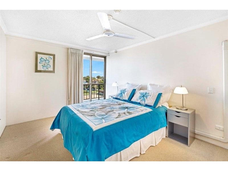 7D/10 Marine Parade, Southport QLD 4215