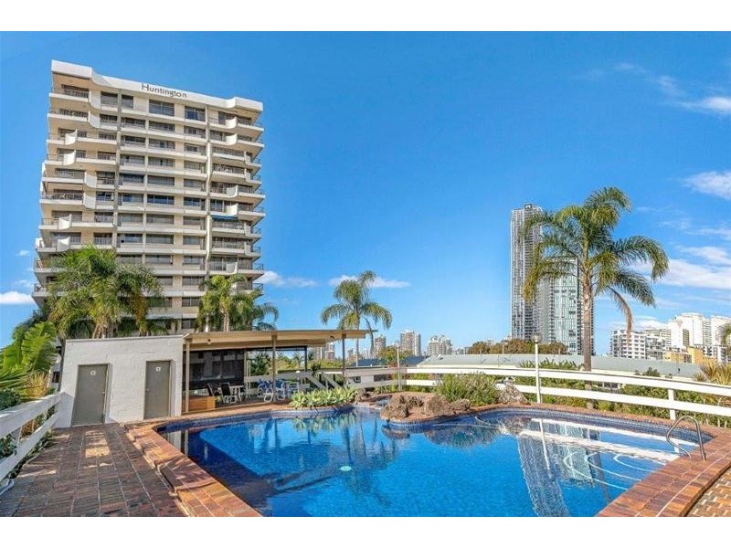 7D/10 Marine Parade, Southport QLD 4215