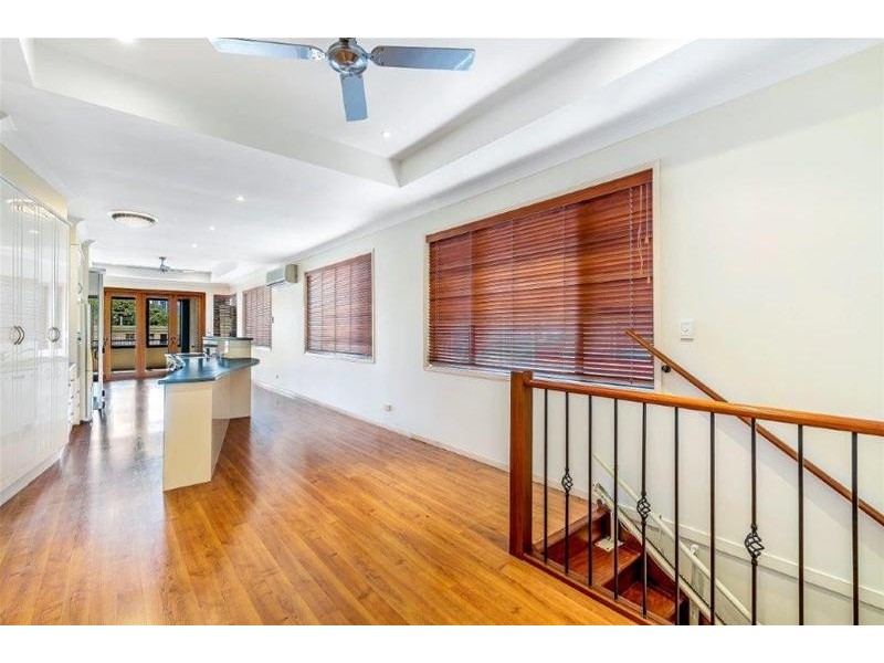 32 Genoa Street, Surfers Paradise QLD 4217