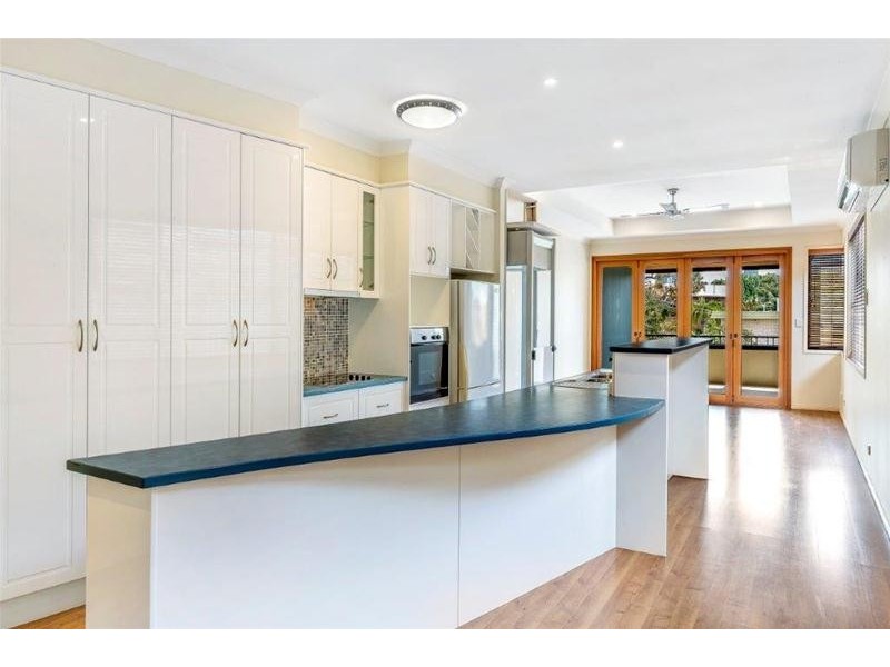 32 Genoa Street, Surfers Paradise QLD 4217