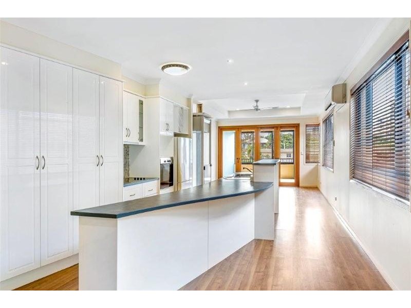 32 Genoa Street, Surfers Paradise QLD 4217