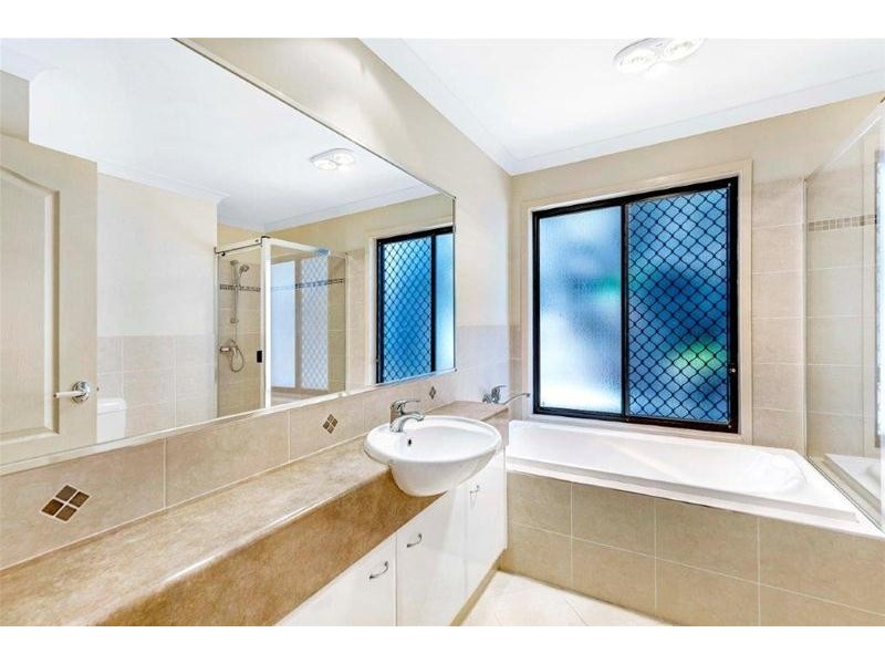 32 Genoa Street, Surfers Paradise QLD 4217