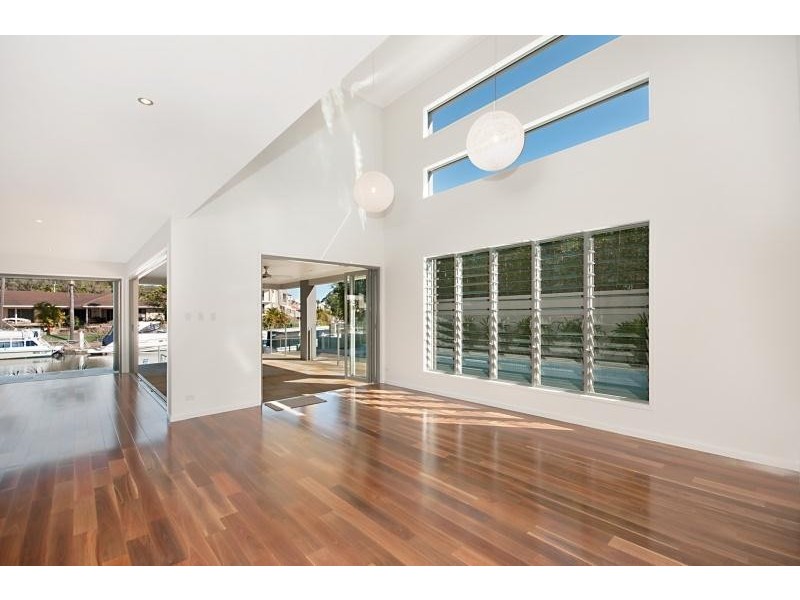 74 Gibraltar Drive, Isle Of Capri QLD 4217