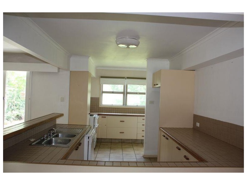 12 Brindisi Avenue, Isle Of Capri QLD 4217