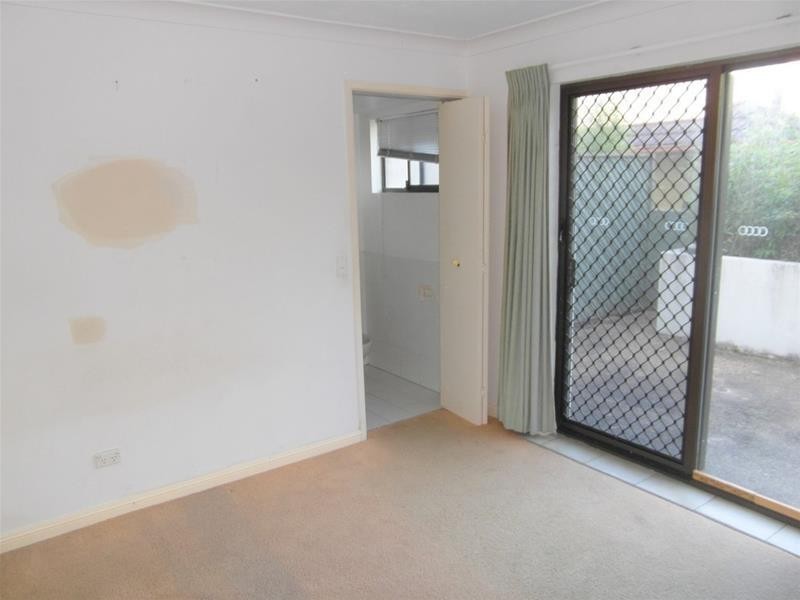 26 Lather Street “Walton Court”, Southport QLD 4215