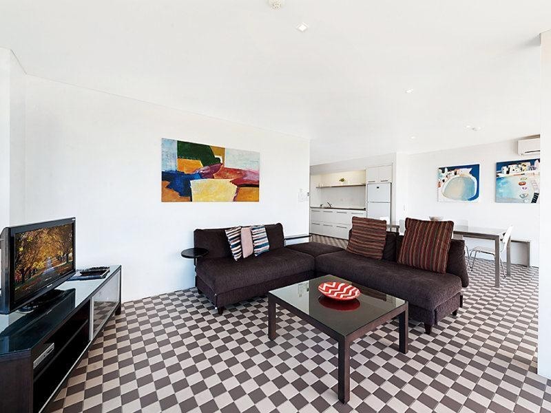 “One” 1 The Esplanade, Surfers Paradise QLD 4217