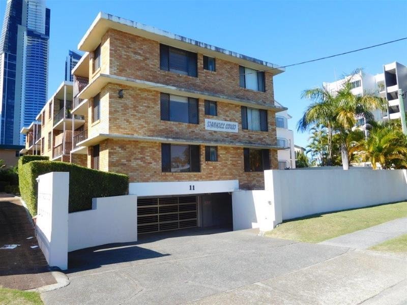 2/11 Stanhill Drive, Surfers Paradise QLD 4217