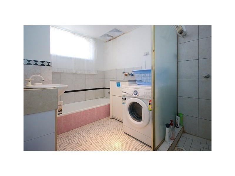 ‘Lighthouse” 2 Sunrise Boulevard, Surfers Paradise QLD 4217