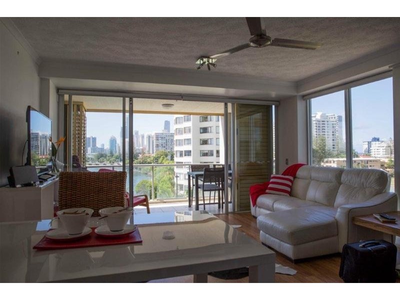 19/2894 Gold Coast Highway, Surfers Paradise QLD 4217