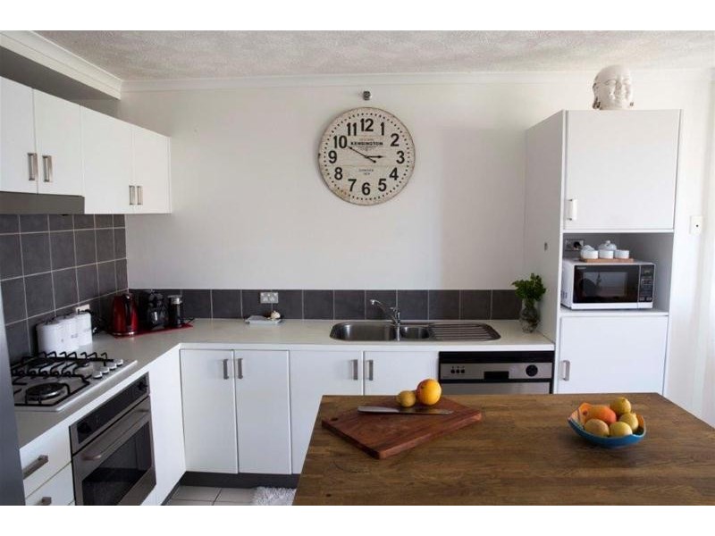 19/2894 Gold Coast Highway, Surfers Paradise QLD 4217