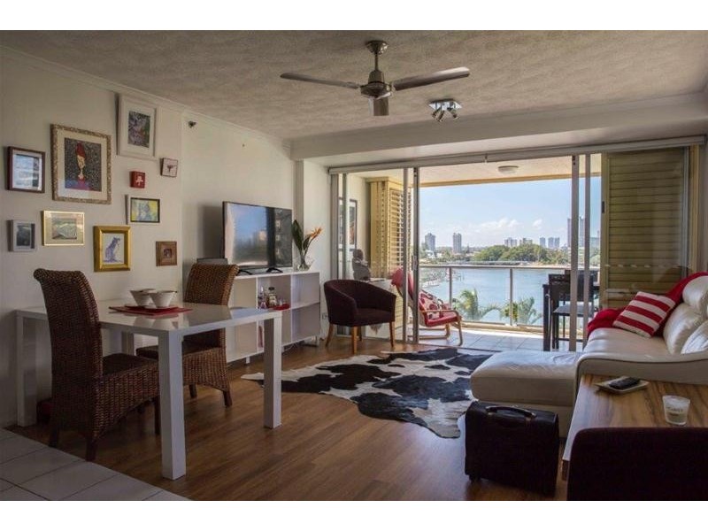 19/2894 Gold Coast Highway, Surfers Paradise QLD 4217