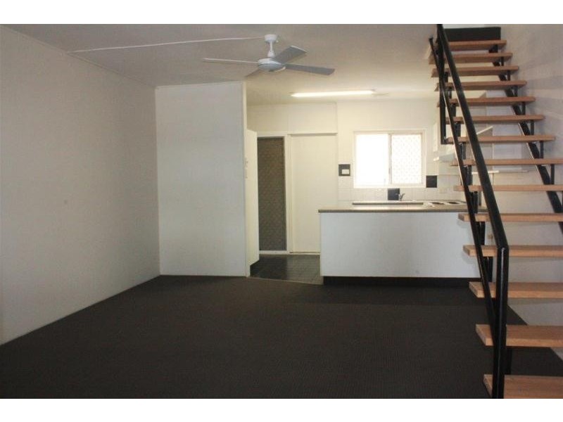 3/49 Surf Parade, Broadbeach QLD 4218