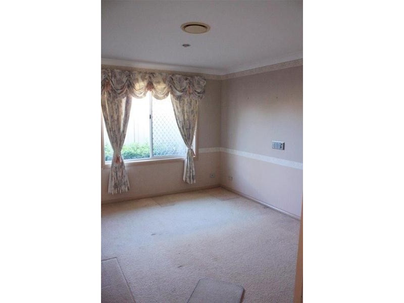 10 Rannock Avenue, Benowa Waters QLD 4217