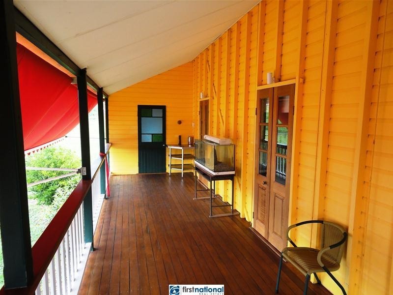 6 Clarkes Track, Malanda QLD 4885