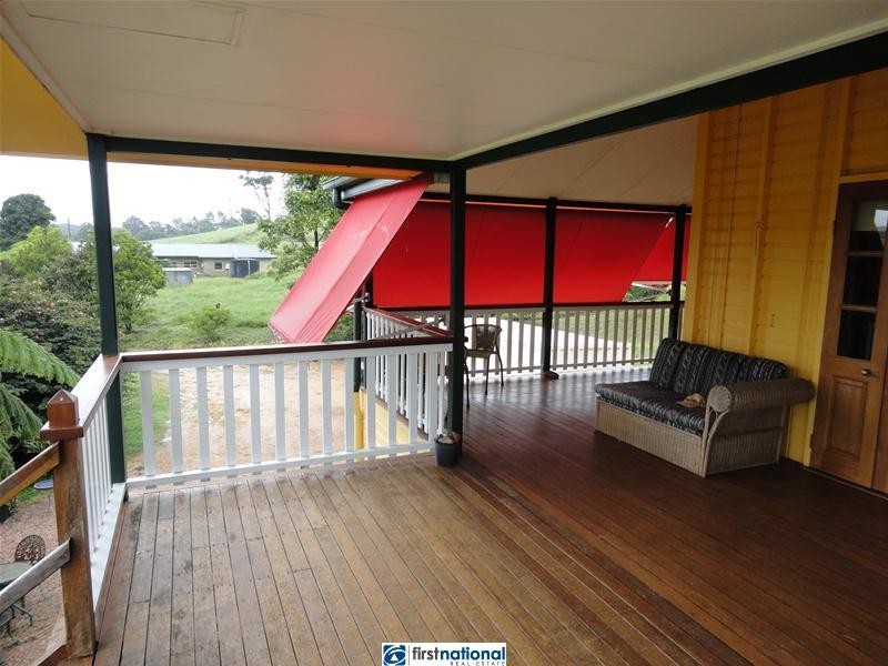 6 Clarkes Track, Malanda QLD 4885