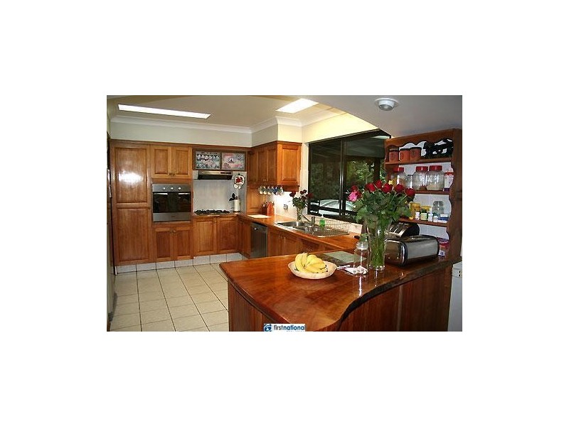 1 Eacham Close, Lake Eacham QLD 4884