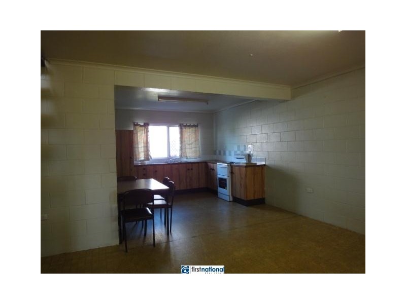 2/24 Herberton Road, Atherton QLD 4883