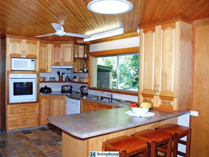 12 Wattle Close, Yungaburra QLD 4884