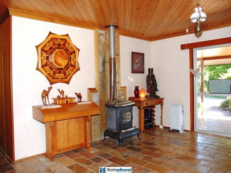 12 Wattle Close, Yungaburra QLD 4884