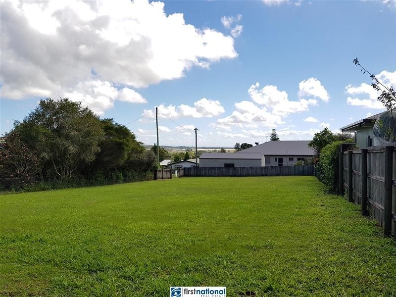 11 Montgomery Close, Atherton QLD 4883