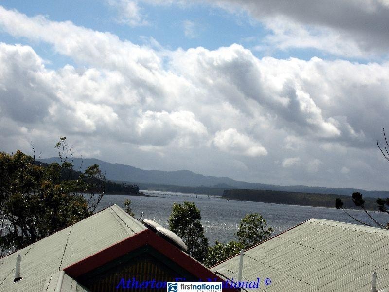 Tinaroo QLD 4872