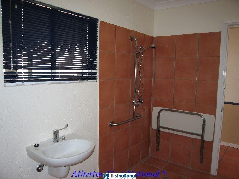 Tinaroo QLD 4872