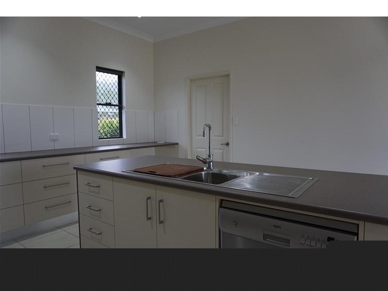 17 Webster Close, Atherton QLD 4883