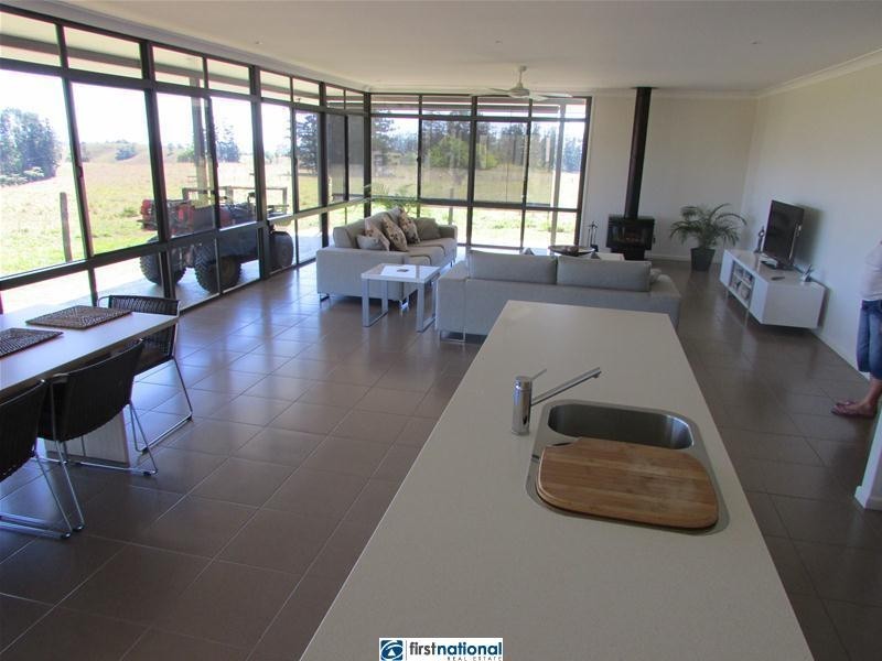 210 Pheasant Road, Millaa Millaa QLD 4886