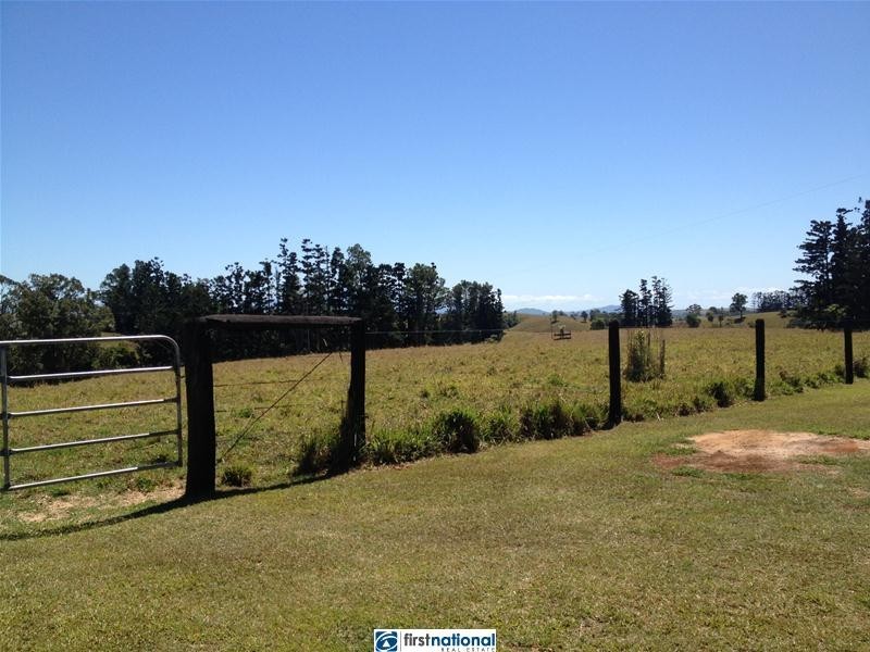210 Pheasant Road, Millaa Millaa QLD 4886