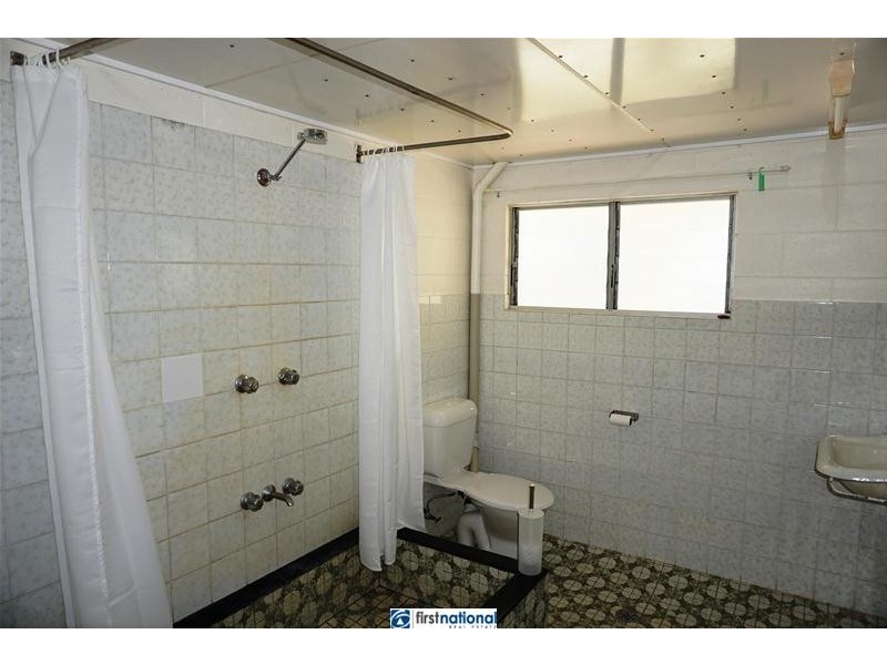 9 Barron Street, Tinaroo QLD 4872