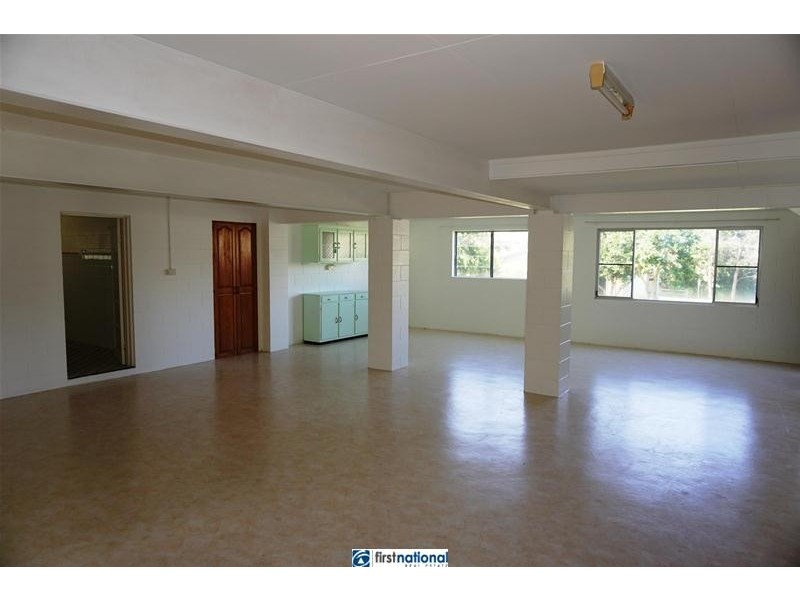 9 Barron Street, Tinaroo QLD 4872