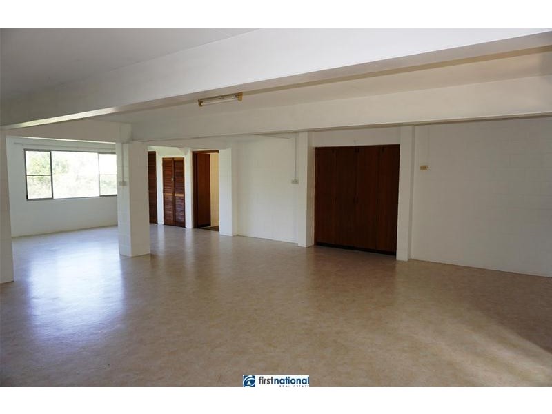 9 Barron Street, Tinaroo QLD 4872