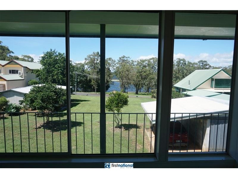 9 Barron Street, Tinaroo QLD 4872