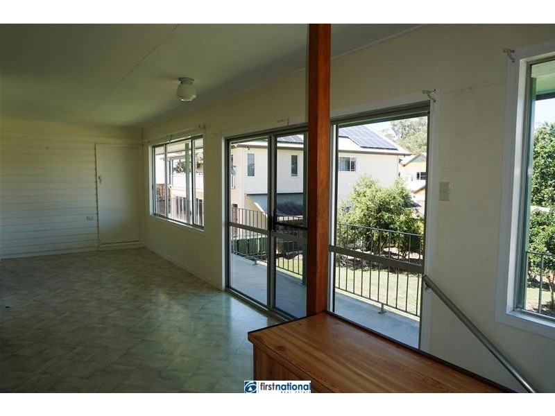 9 Barron Street, Tinaroo QLD 4872