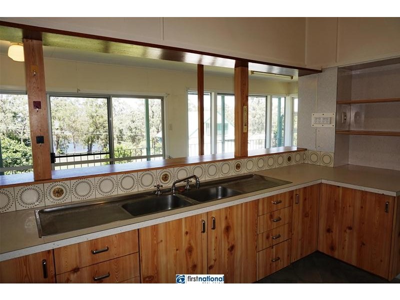 9 Barron Street, Tinaroo QLD 4872