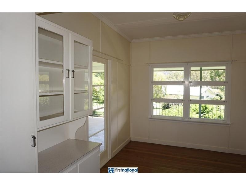 9 Barron Street, Tinaroo QLD 4872