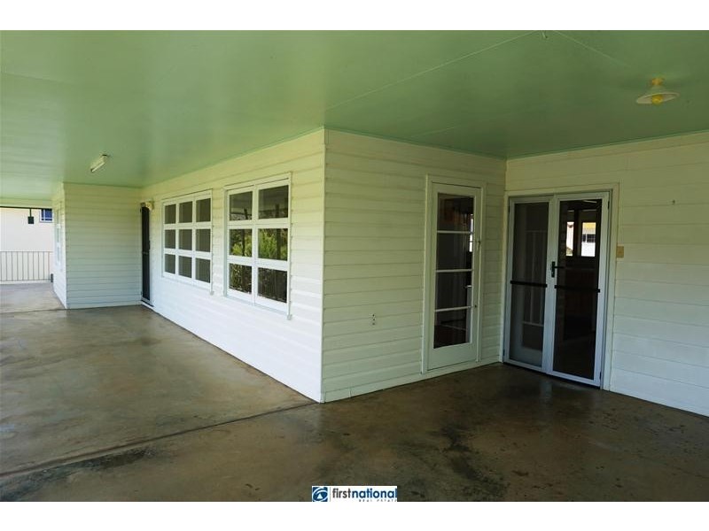 9 Barron Street, Tinaroo QLD 4872