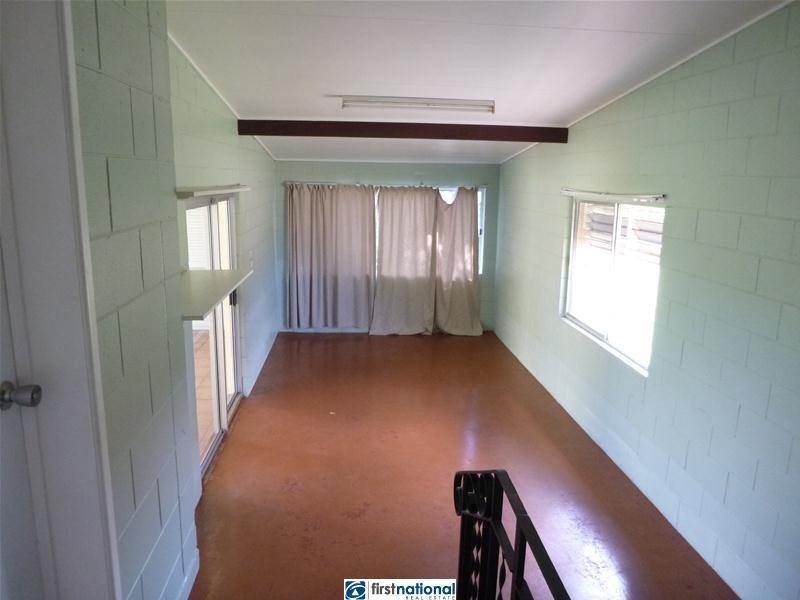 33 Main Street, Tolga QLD 4882