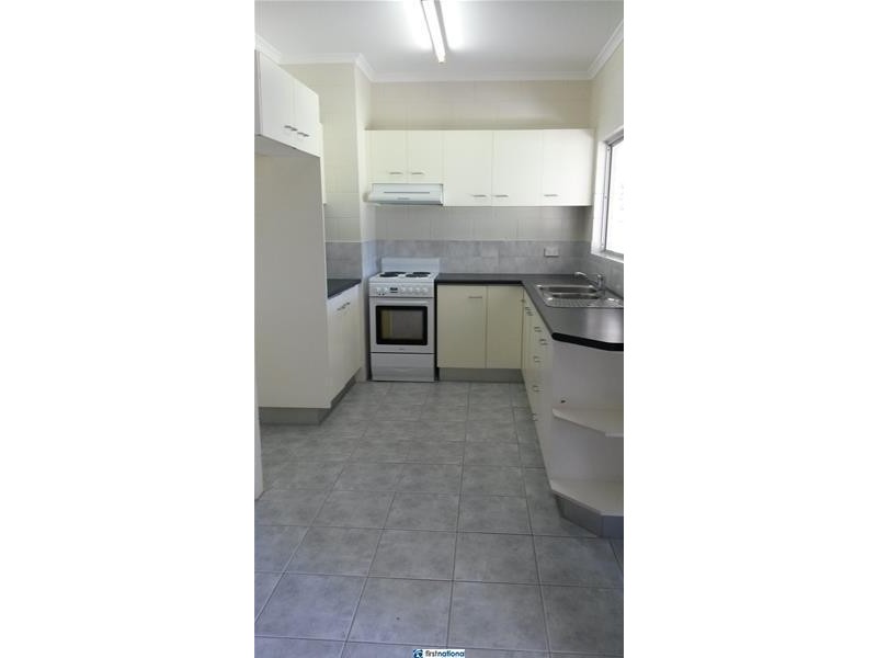 15 Michaelangelo Drive, Redlynch QLD 4870