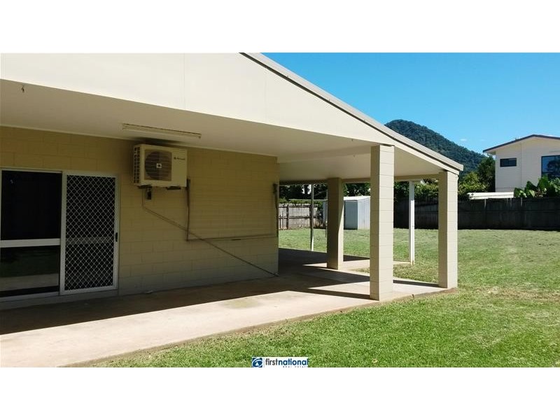 15 Michaelangelo Drive, Redlynch QLD 4870