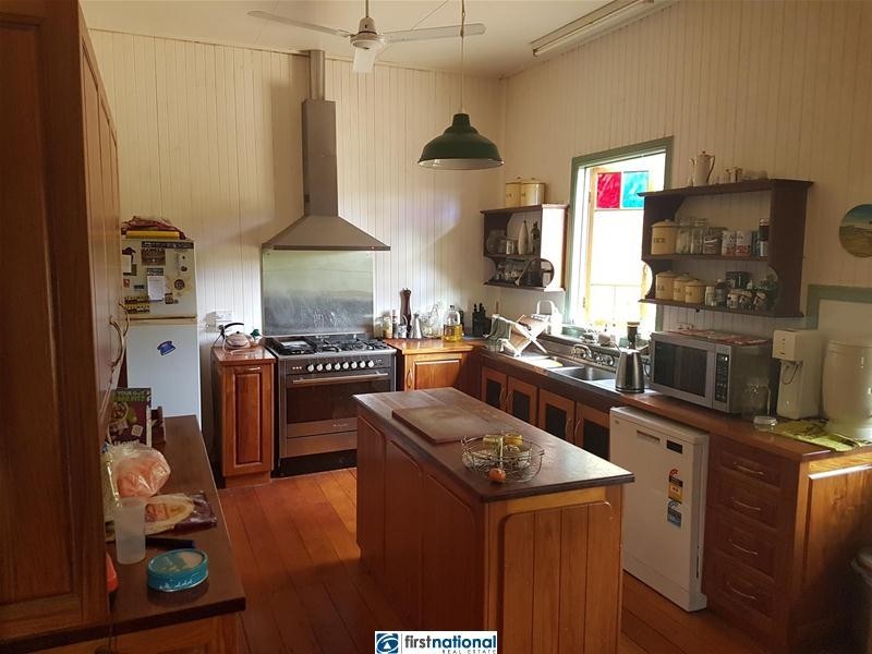 125 Pinnacle Pocket Road, East Barron QLD 4883