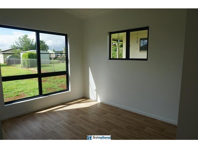 1/112 Robert Street, Atherton QLD 4883