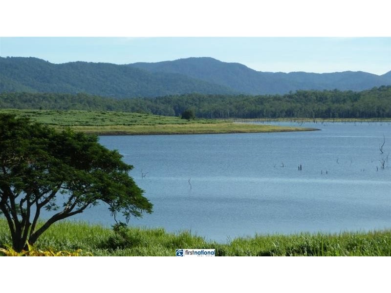 1 Xhafer Road, Tinaroo QLD 4872