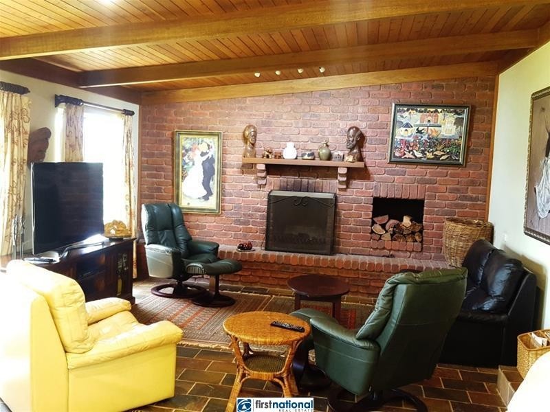 1 Xhafer Road, Tinaroo QLD 4872