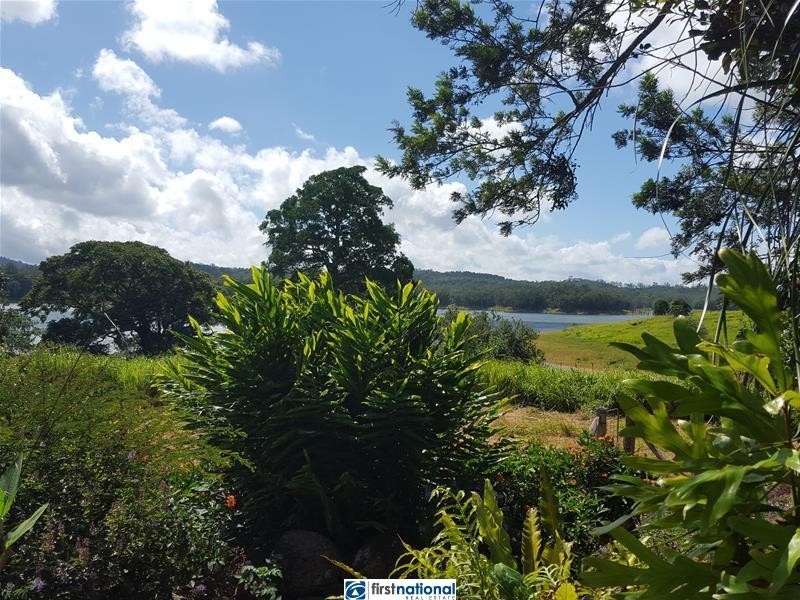 1 Xhafer Road, Tinaroo QLD 4872