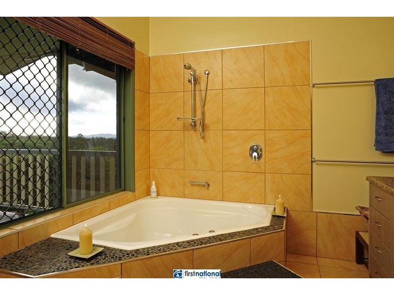 Barrine QLD 4872